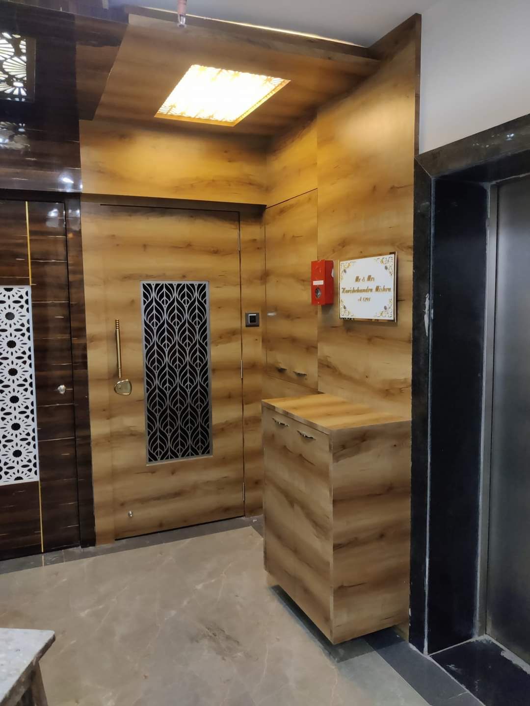 Welcoming Entrance Lobby Design in Bhandup